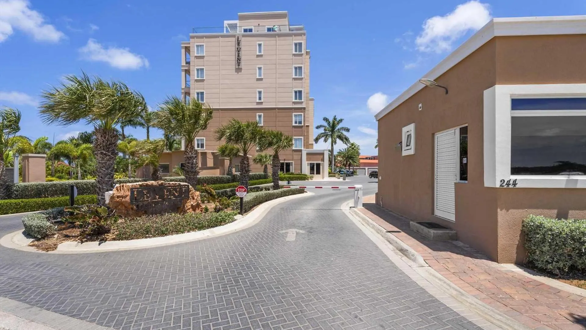 Vakantiehuis Eagle Beach - Sunset Dreams 2Br Condo - Lv303 Palm Beach